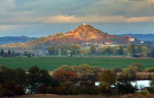 Wzgórze Zebín z kapliczką św. Marii Magdaleny w Czechach