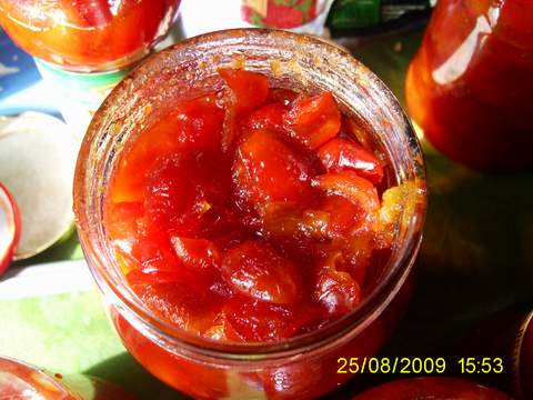 dżem z róży, piękny kolor, niezwykły zapach, cudny smak!